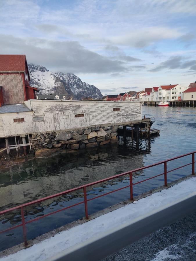 Fiskekrogen Rorbuer Henningsvær Exteriör bild