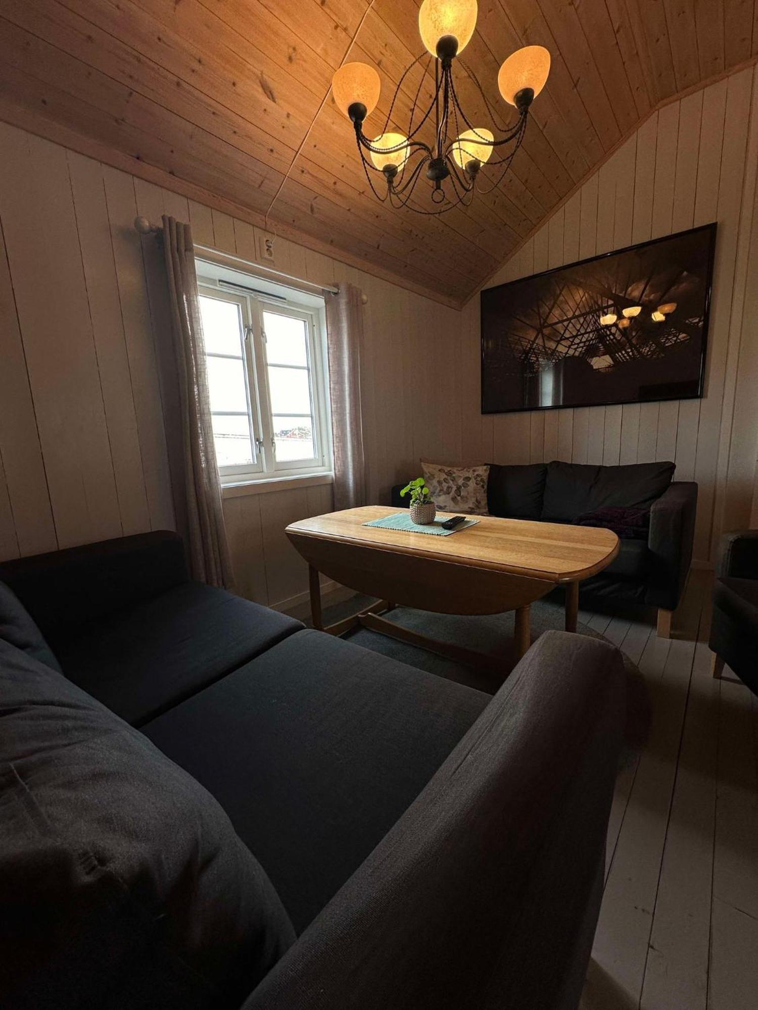 Fiskekrogen Rorbuer Henningsvær Exteriör bild