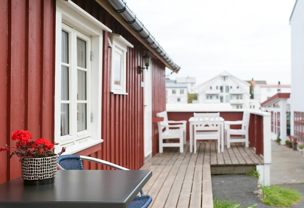 Fiskekrogen Rorbuer Henningsvær Rum bild